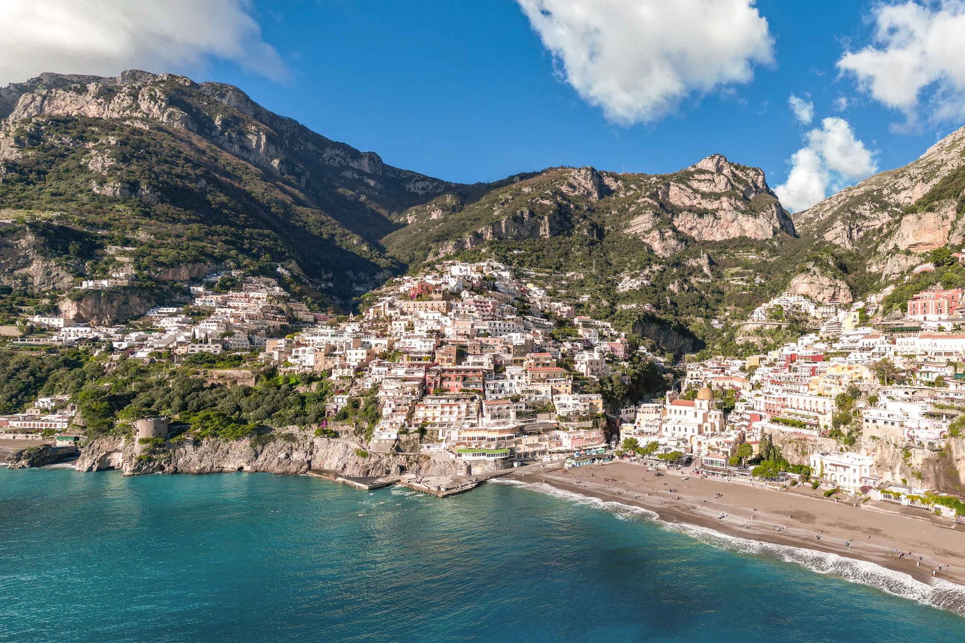 Positano vista aerea durante il tour in barca privata