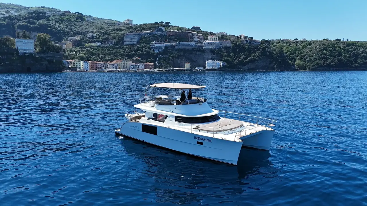 Fountaine Pajot Cumberland 47 private charter Naples - PDG Boat Tours